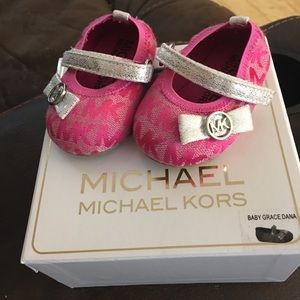 Michael Kors Baby Grace Dana size 1 shoes